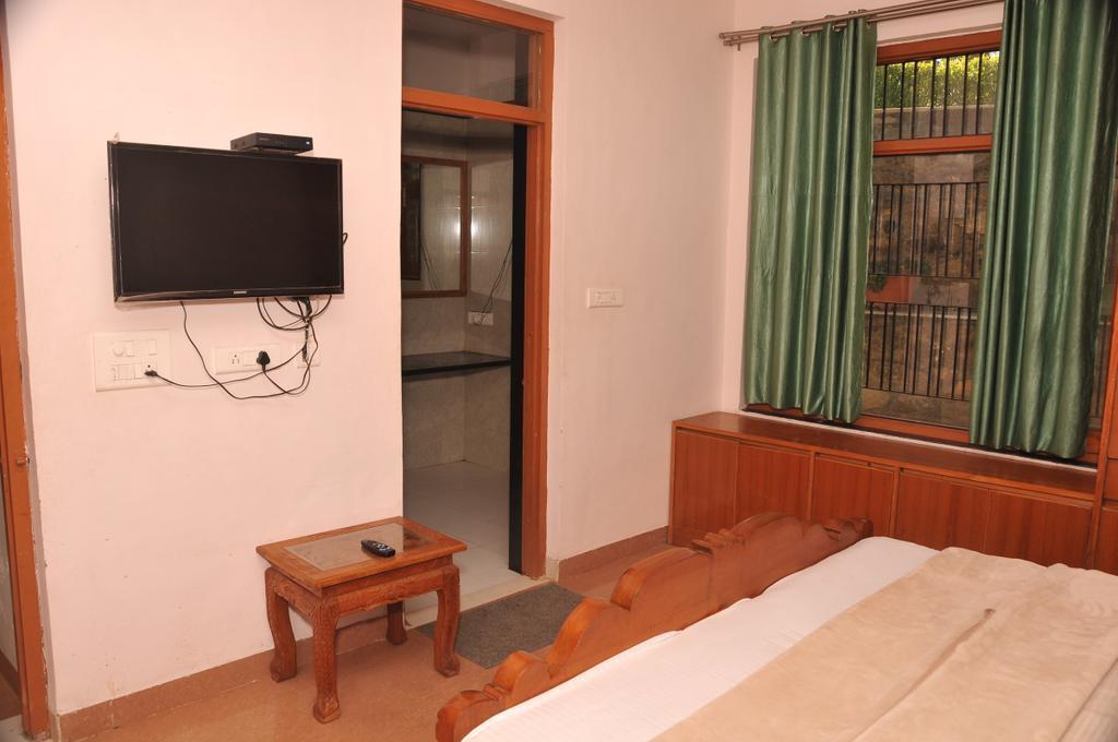 Richi Valley Mount Abu Hotel Exterior photo